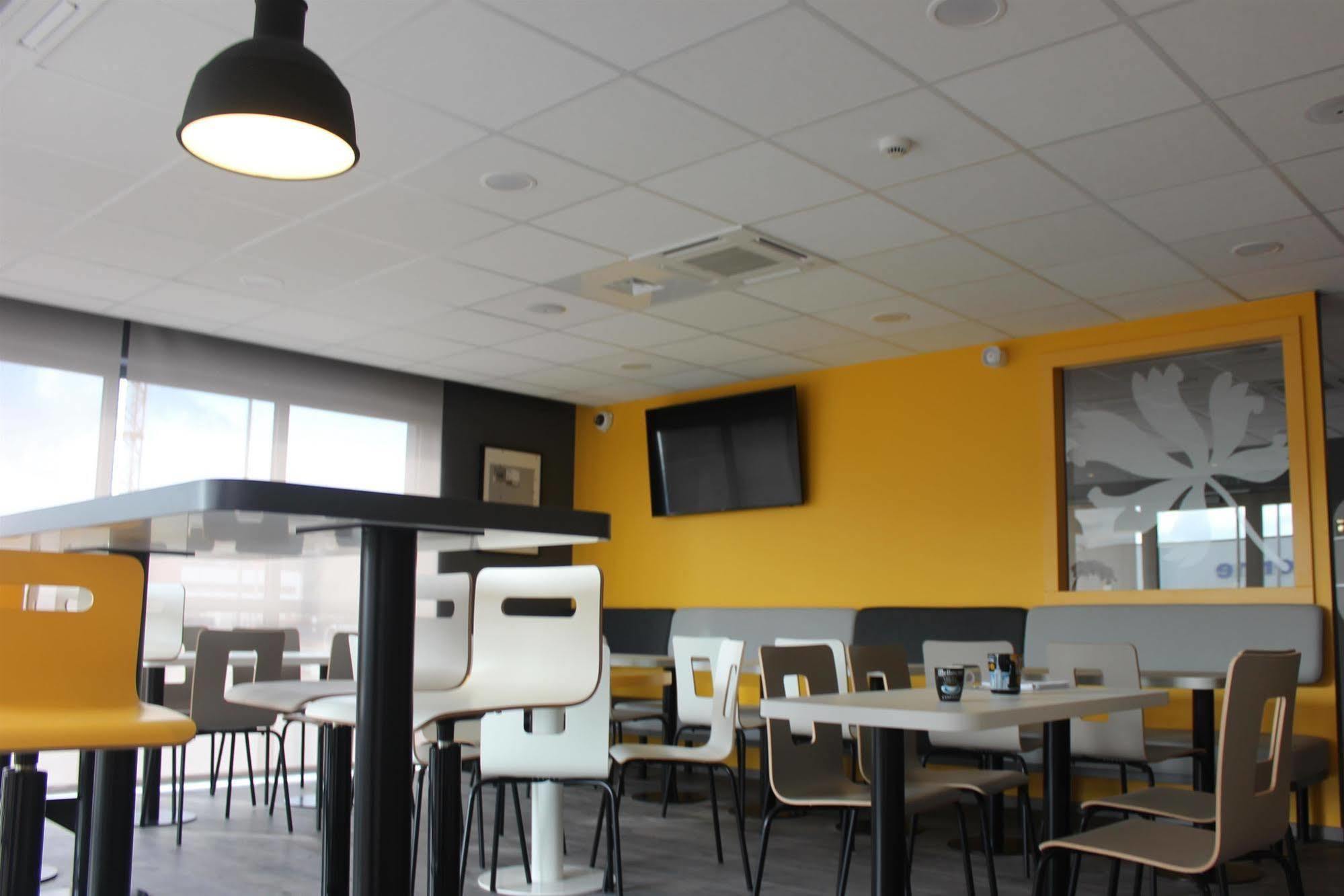 Premiere Classe Centre - Gare 2*